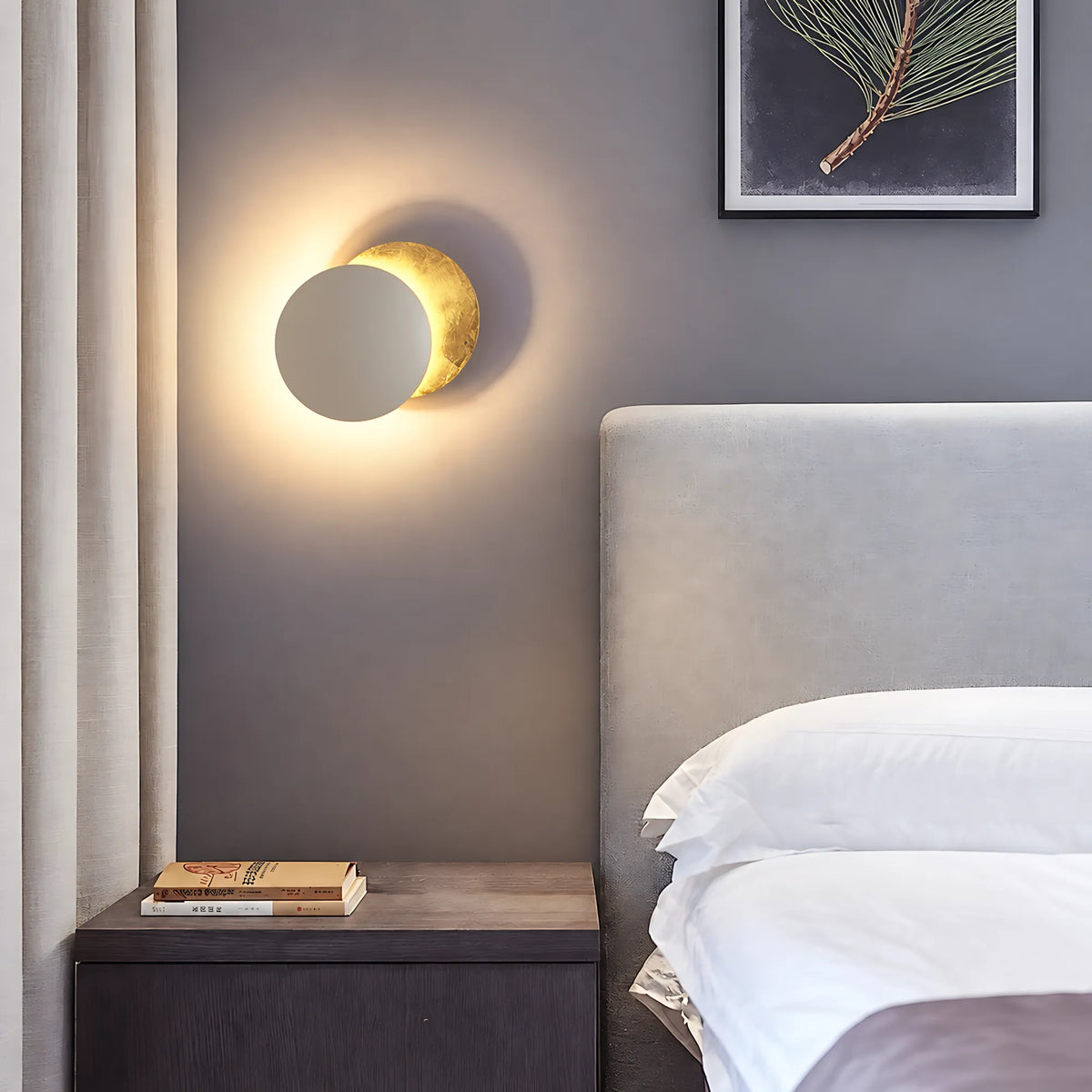 Eclipse Wall Light