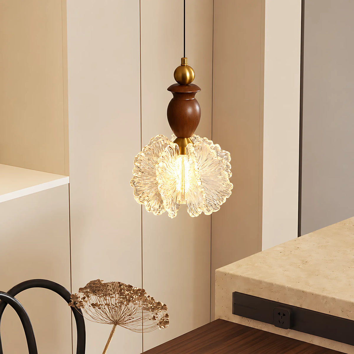 Floravia Solid Wood Flower Pendant Light