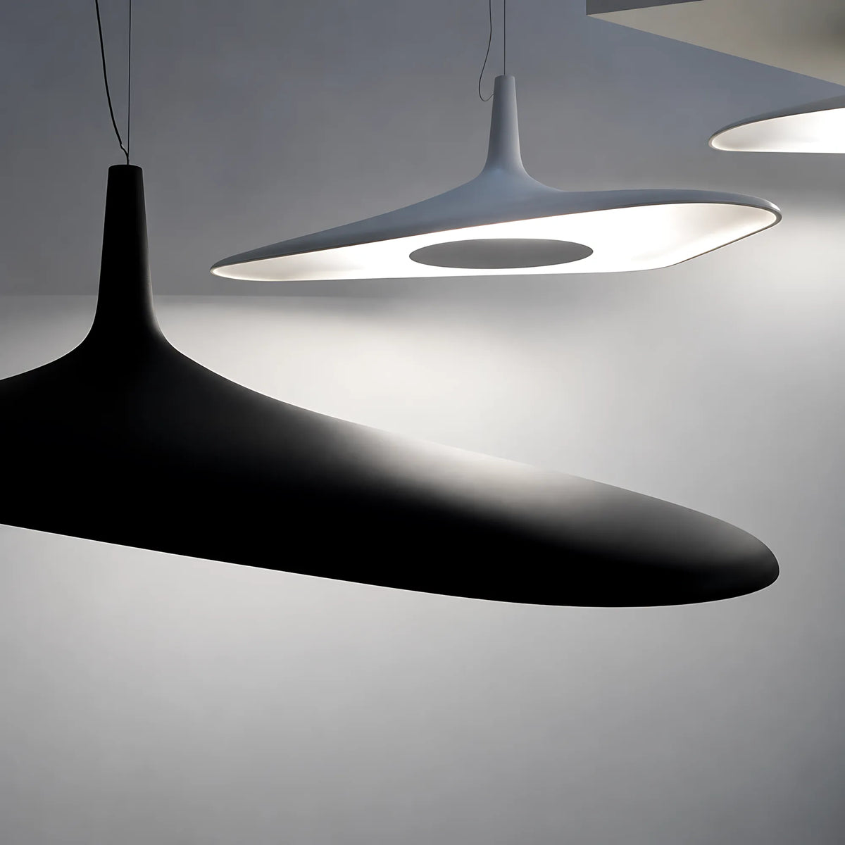 Liora Freeform Saucer Pendant Light