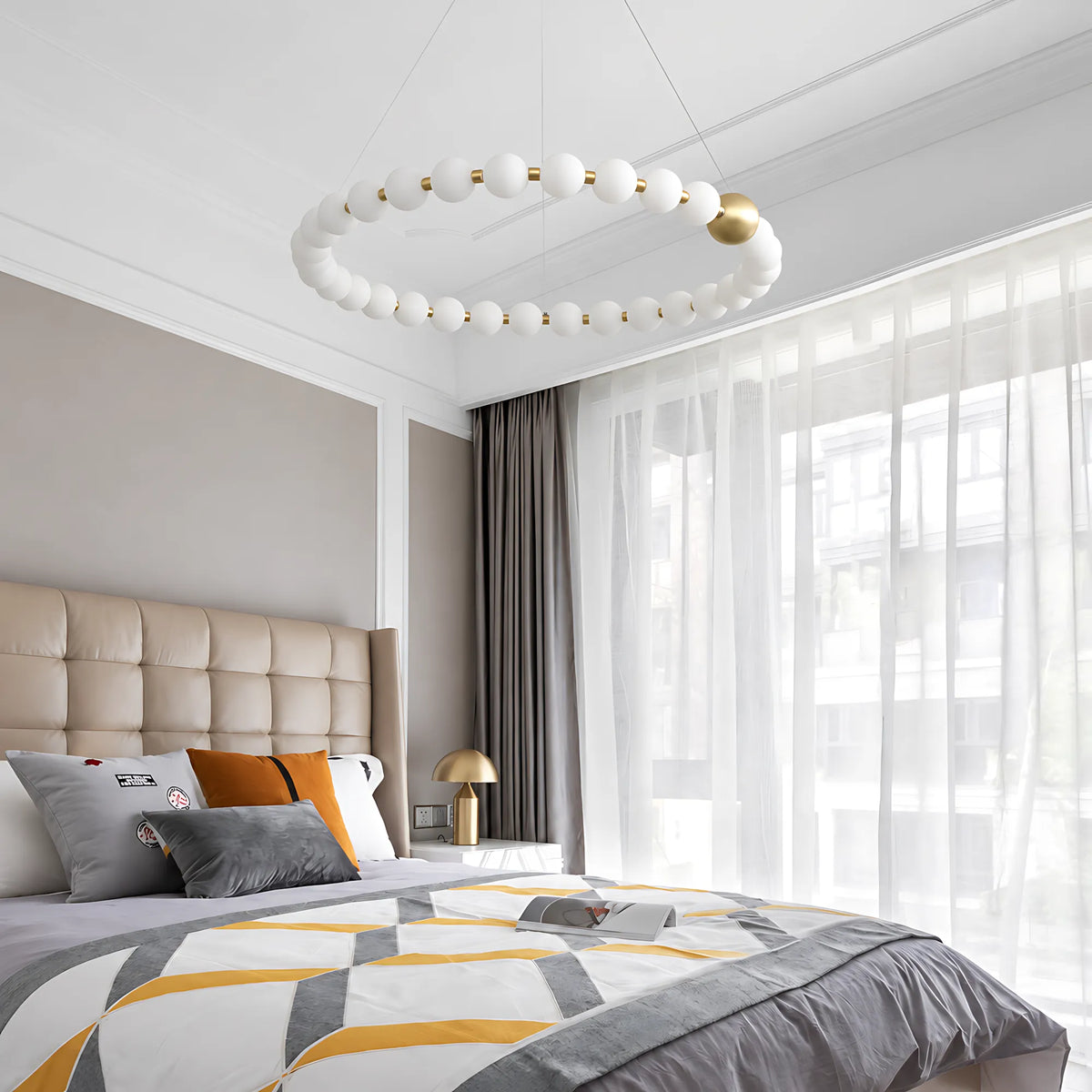 Luma Pearl Ring Pendant Light