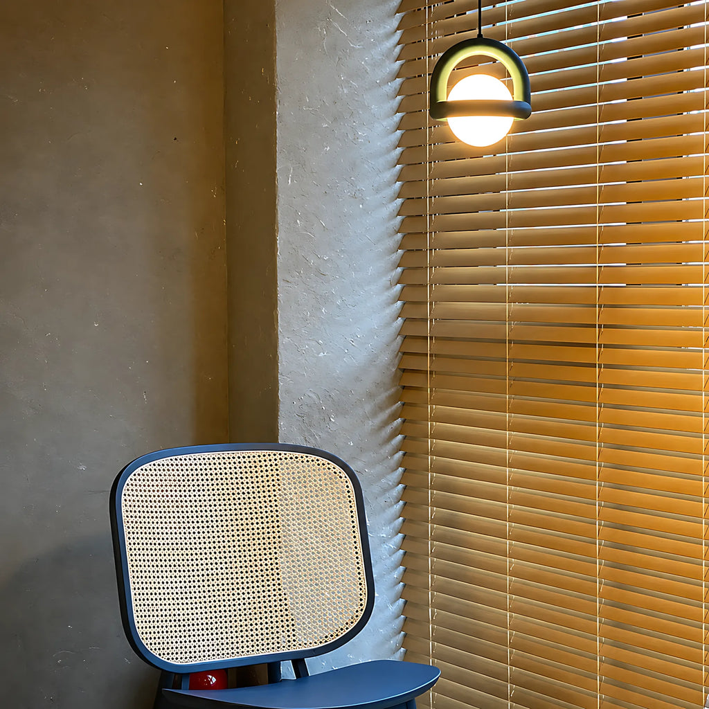 Novara Modern Loop Pendant Light