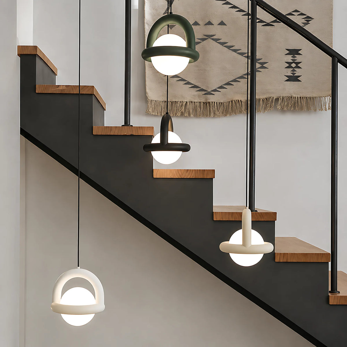 Novara Modern Loop Pendant Light